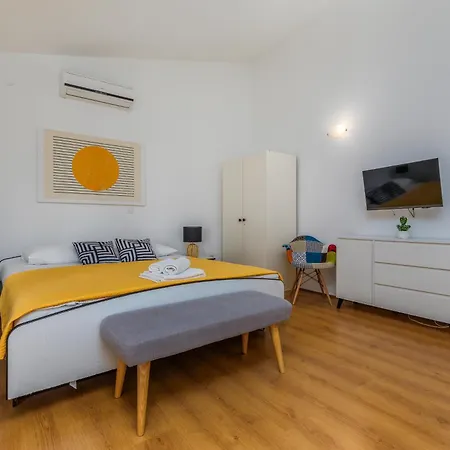 公寓 By The Sea Brela, Makarska - 2713